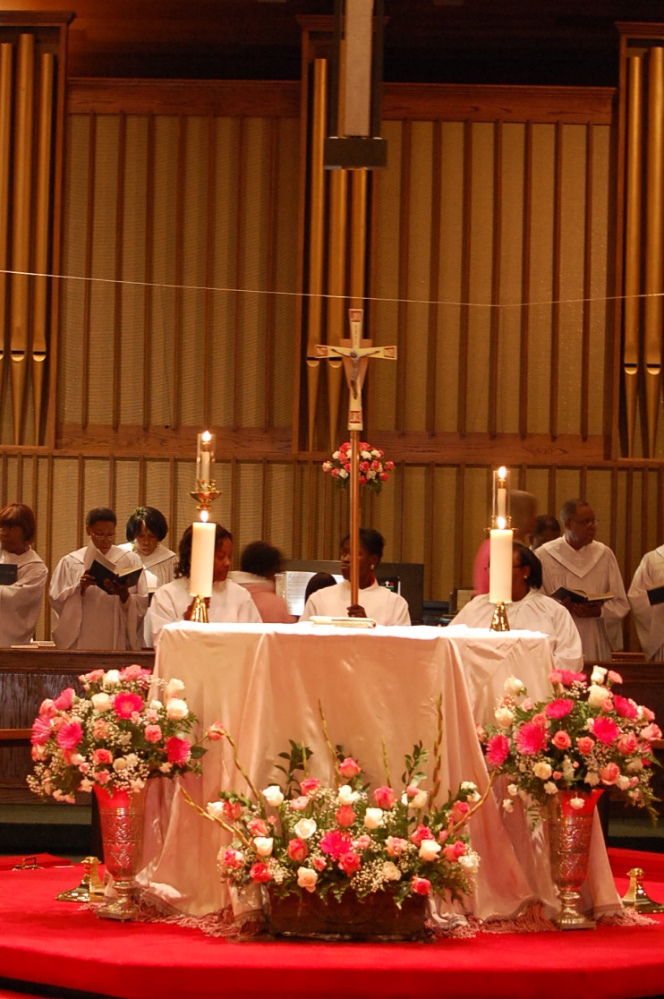 holy cross worship in pink 10.30.2011 013.jpg
